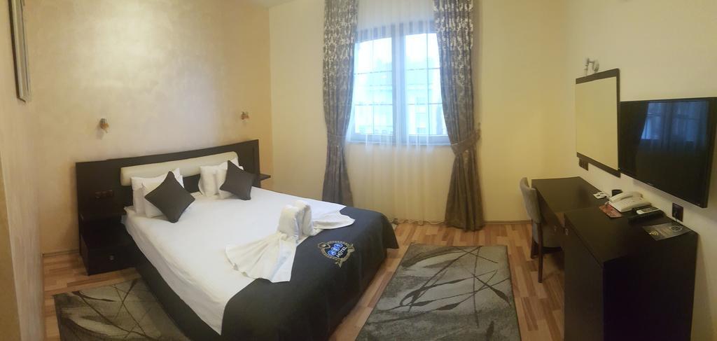 Abi Hotel Призрен Экстерьер фото
