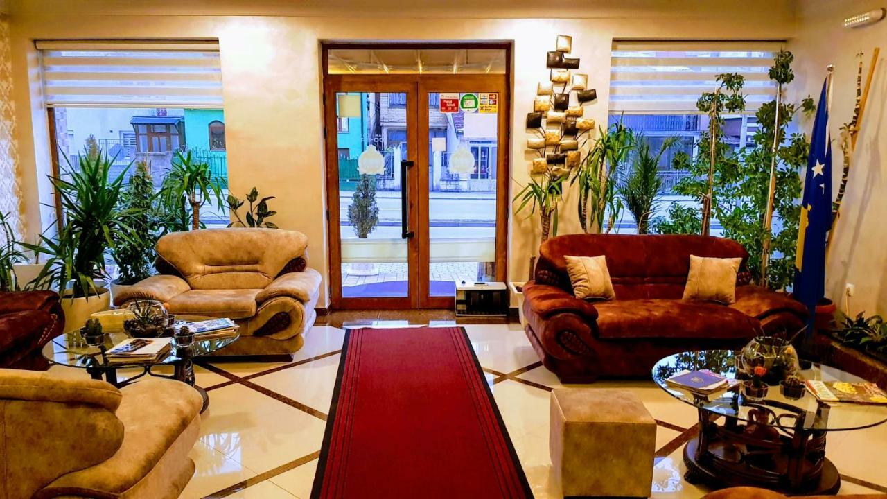 Abi Hotel Призрен Экстерьер фото